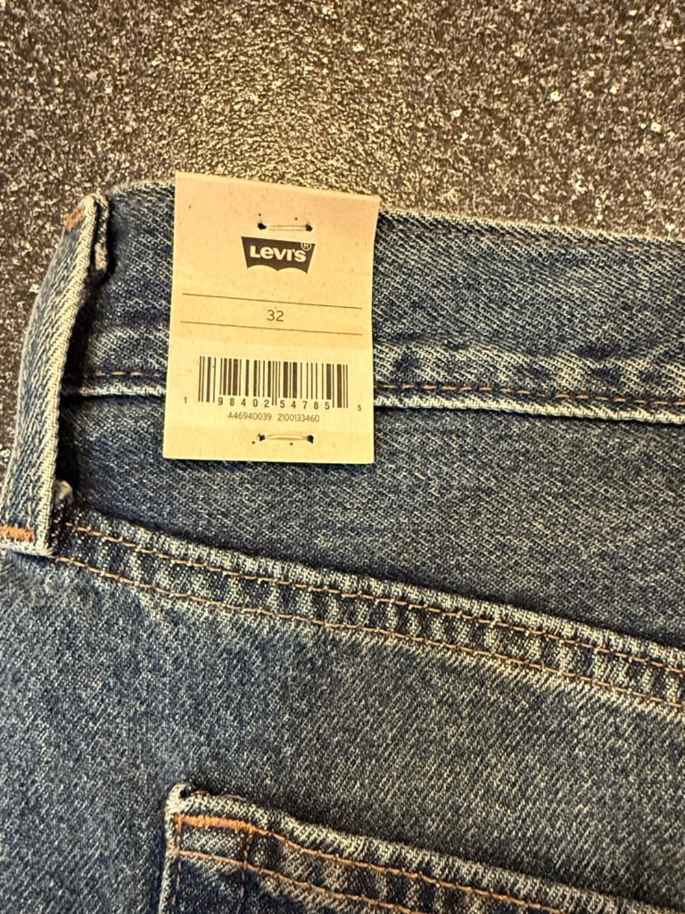 NWT Women’s Levi's Medium Wash Denim Icon Mini Skirt - size 32 - Picture 4 of 6